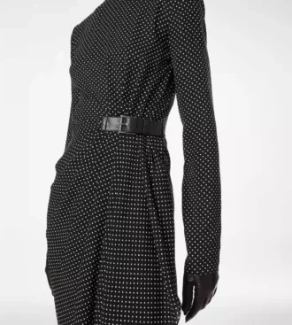 Bedrucktes Seidenkleid mit langen Ärmeln und Lederdetails Bedrucktes Seidenkleid mit langen Ärmeln und Lederdetails
