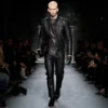 Bikerjacke aus genarbtem Leder mit Reißverschluss Bikerjacke aus genarbtem Leder mit Reißverschluss