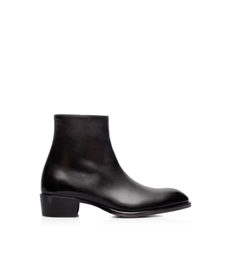 Vincent-Stiefel aus poliertem Leder Vincent-Stiefel aus poliertem Leder